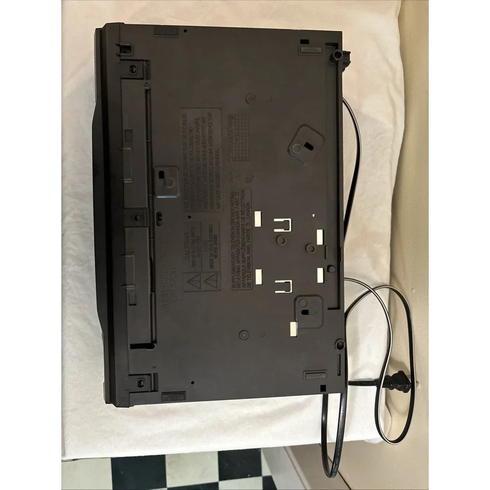 Sony SLV-N51 Hi-Fi Stereo VCR VHS Player Black For Parts or Repair